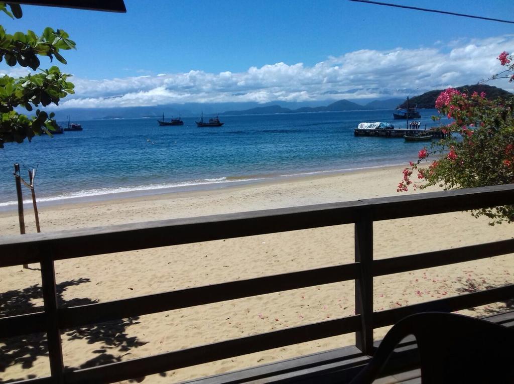 Nena'S Suites Praia de Araçatiba المظهر الخارجي الصورة