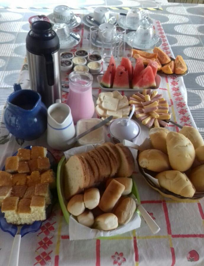 Nena'S Suites Praia de Araçatiba المظهر الخارجي الصورة